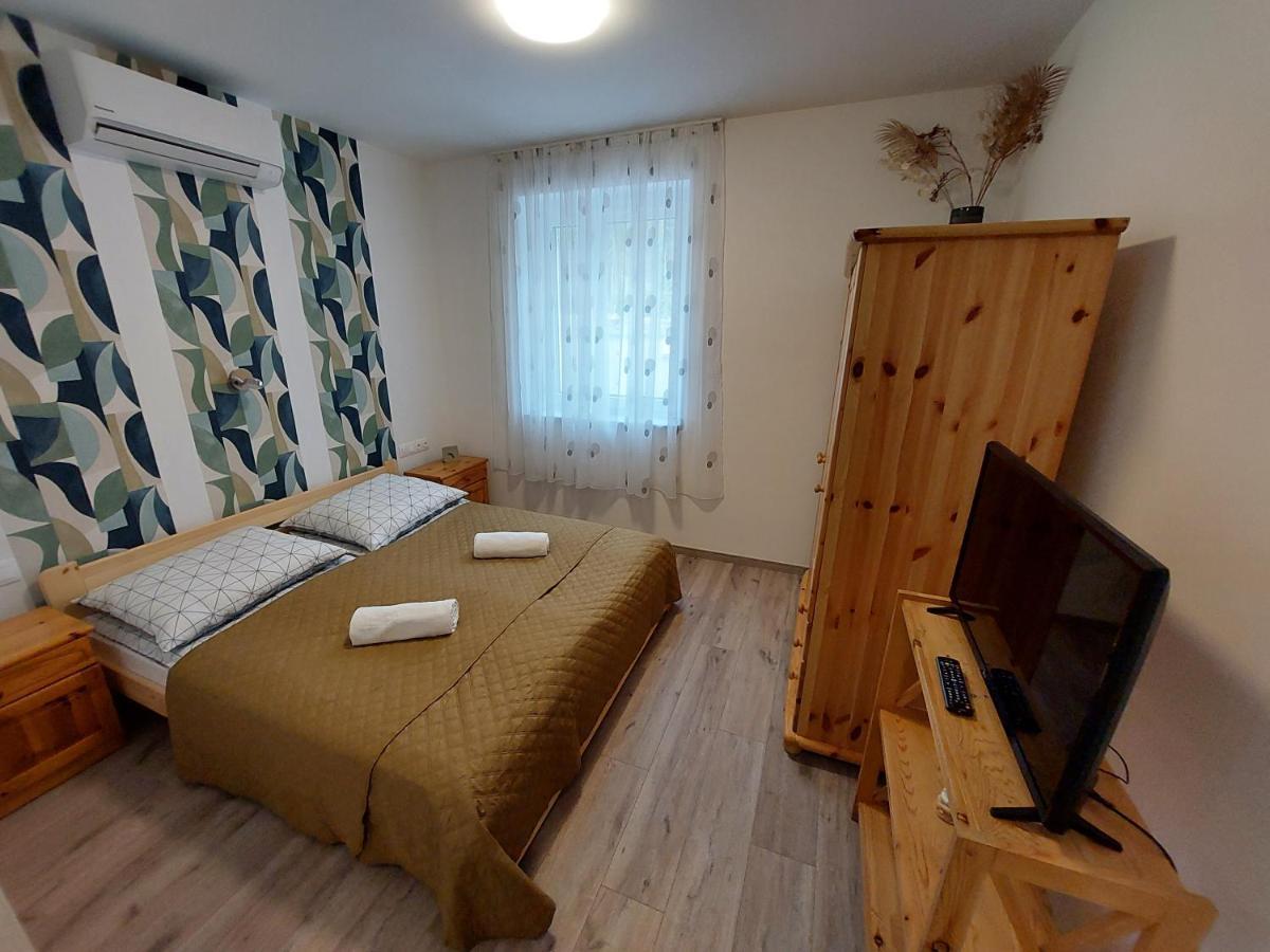 Kempi Kuckója Balatonalmádi Zewnętrze zdjęcie